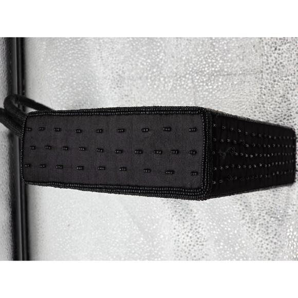 Handmade Black Beaded Floral Pattern Evening Bag With Dual Handles Zipper - Picture 12 of 16